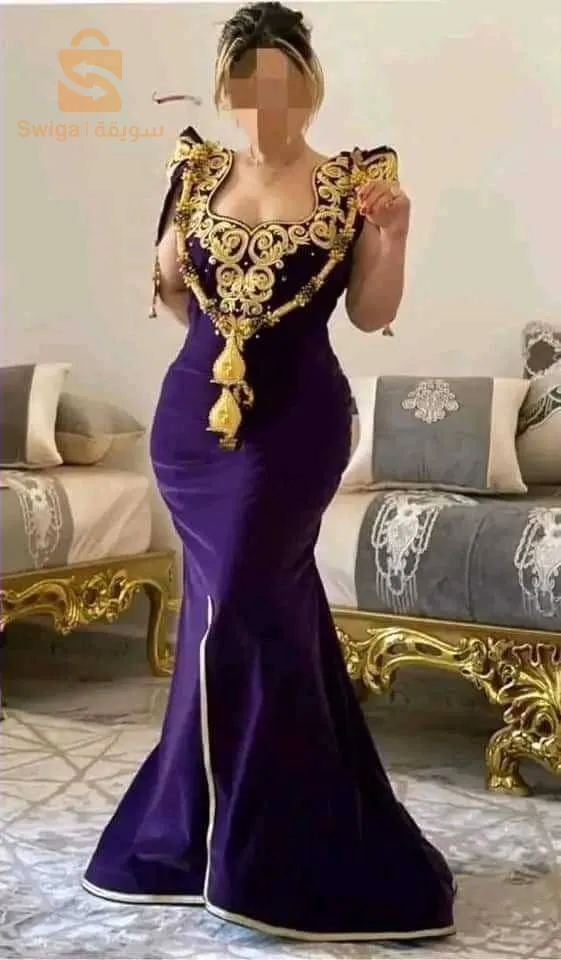 الجبة العنابية