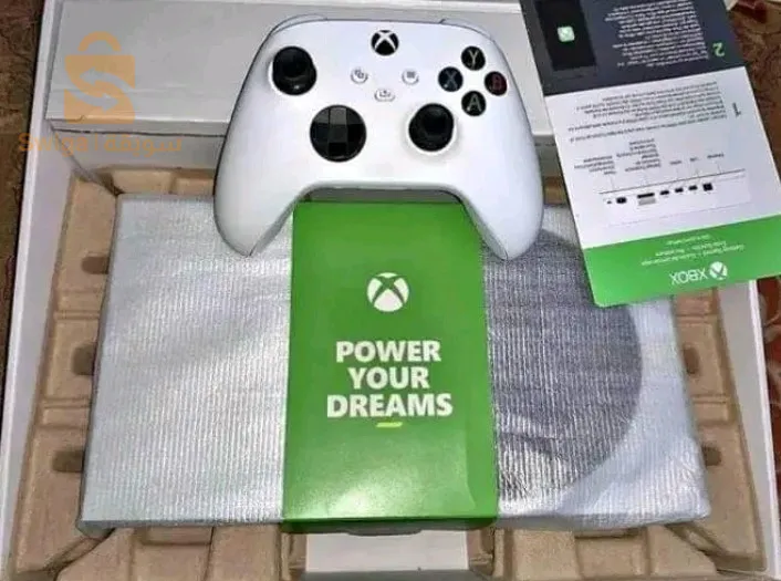 xbox series s avec ça boîte et une manette elle est neuf