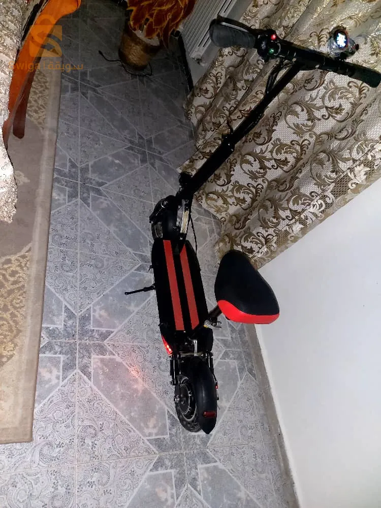 سكوتر كهربائي