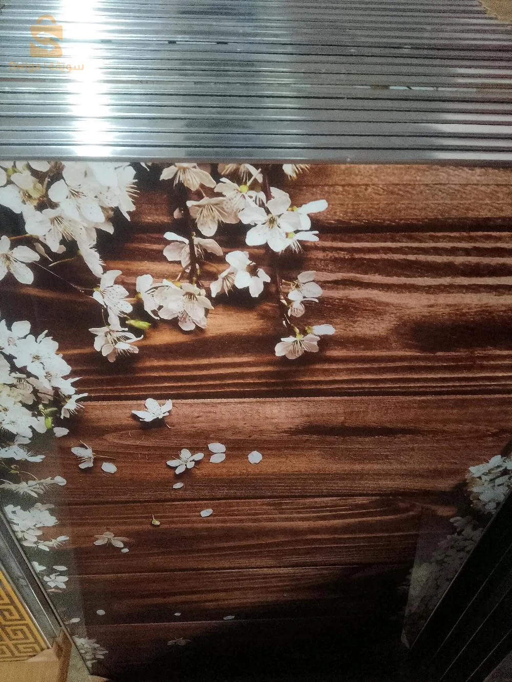 طابلة زجاج 3D اربع كراسي 15000 
6كراسي 17000