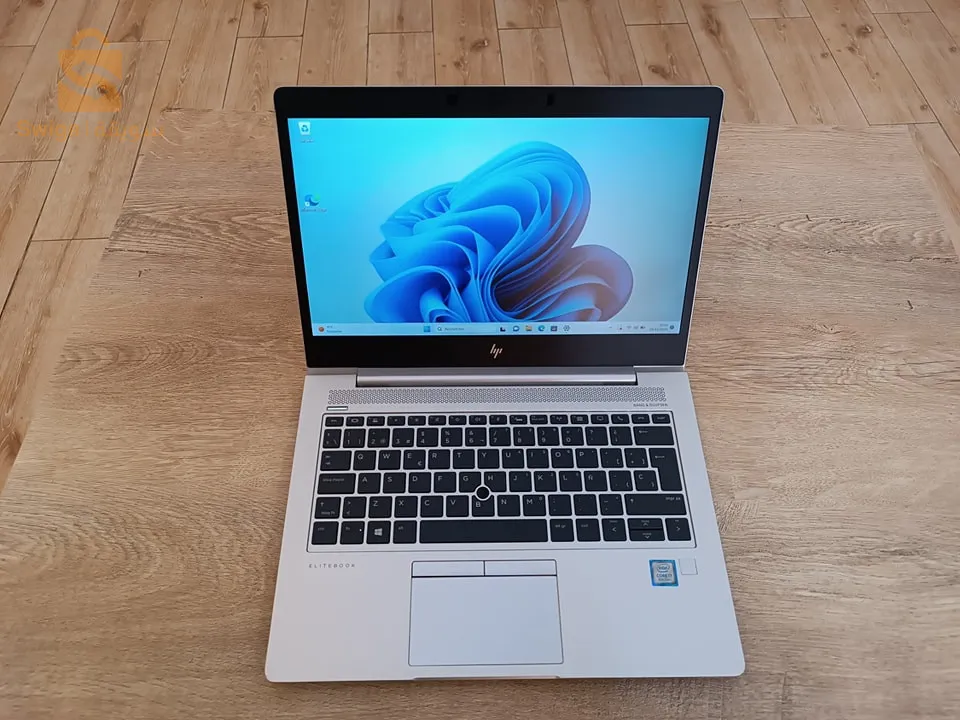 I7 الجيل الثامن    8  G5 ELITEBOOK 830 H P