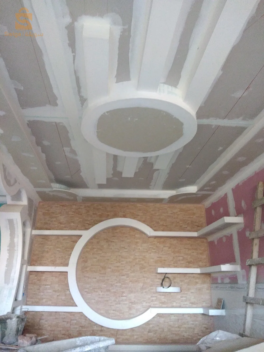 كل ما يتعلق بالديكور 
اسقف
الاضواء
كاميرات المراقبة
الأبواب والشبابيك الذكية
0781080905
0697112171