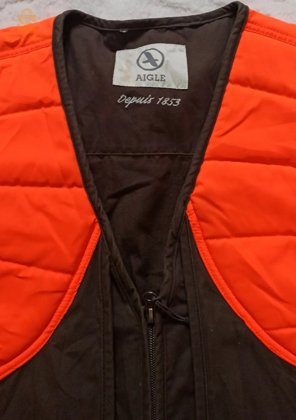 jecket original pour la chasse 🇩🇪🇩🇪
la taille :xl 
livraison disponible 58 wilaya