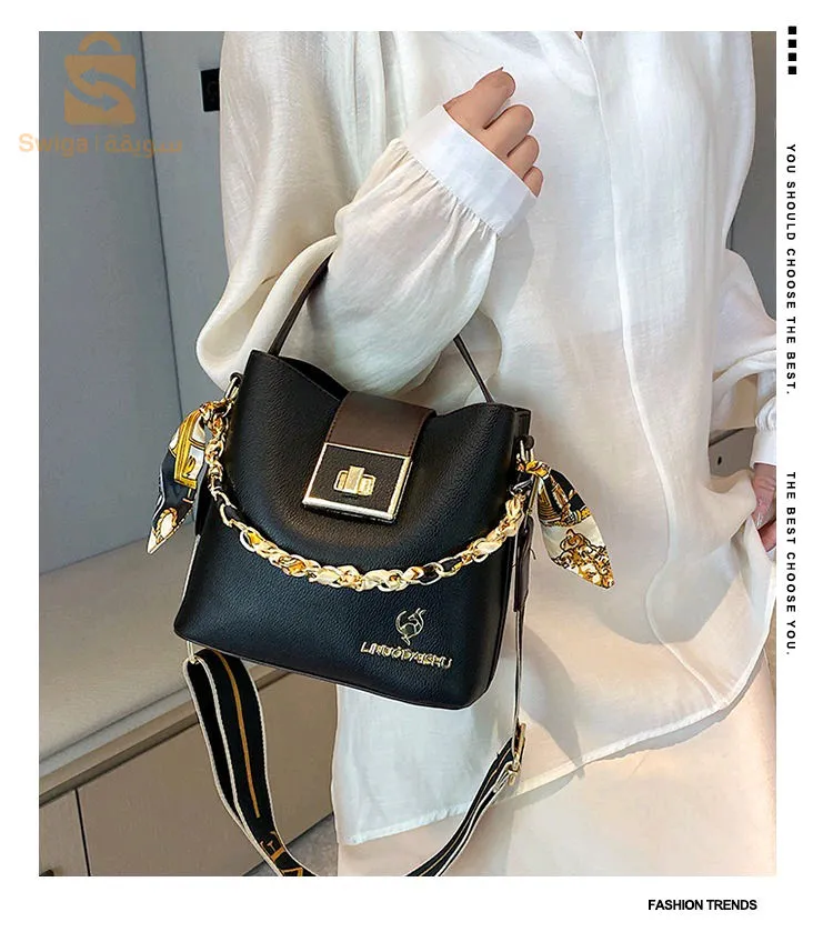 Sac à bandoulièreLenno kangourou encuir souple design de luxe pour femme