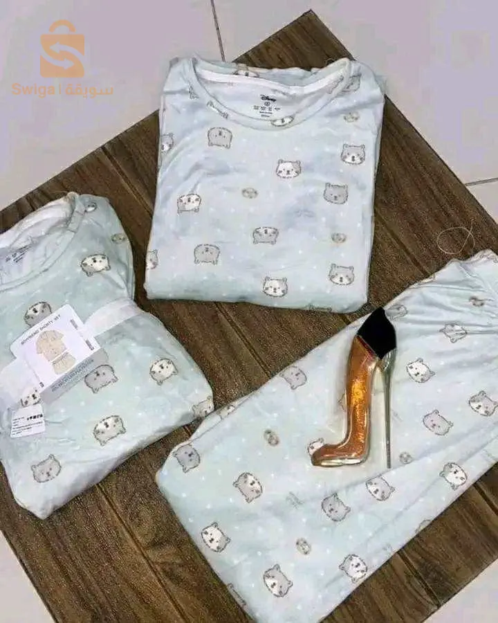 ملابس نساء