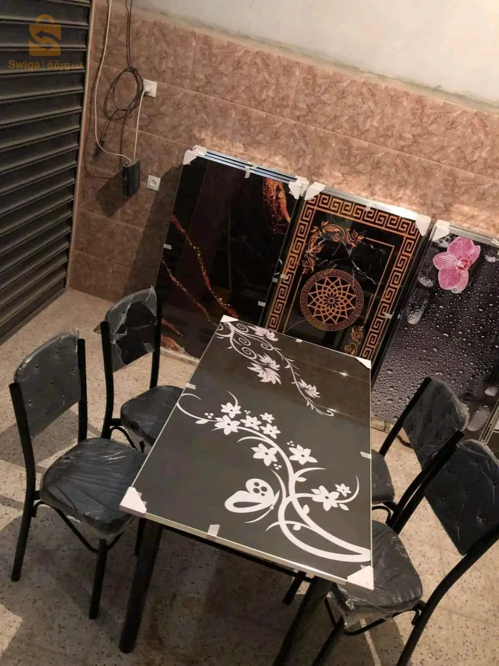 طاولات وكراسي
0540001309