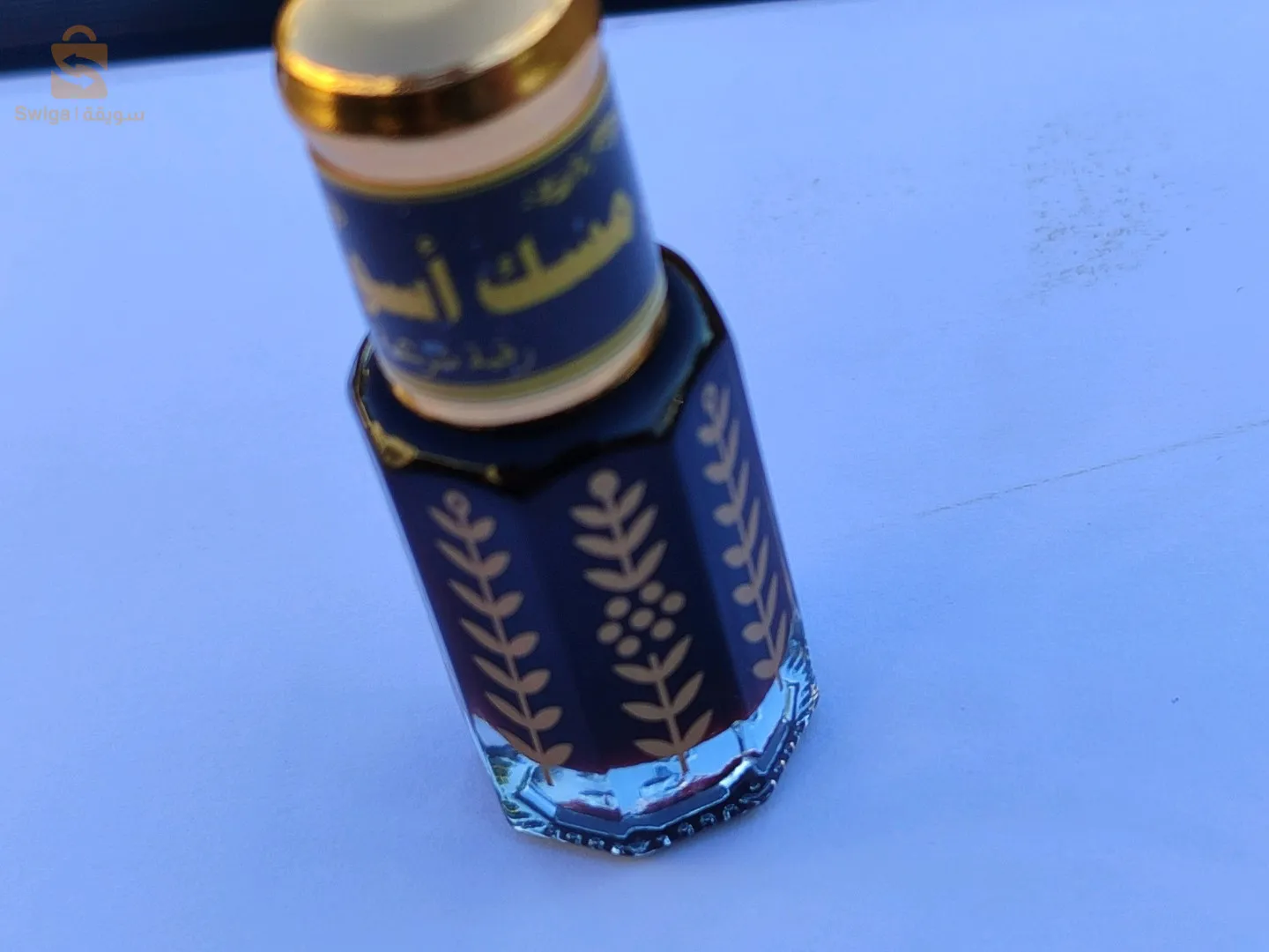 المسك الاسود الاصلي خالي من اللاضافات من الكحول والتوصيل متوفر لكل الولايات