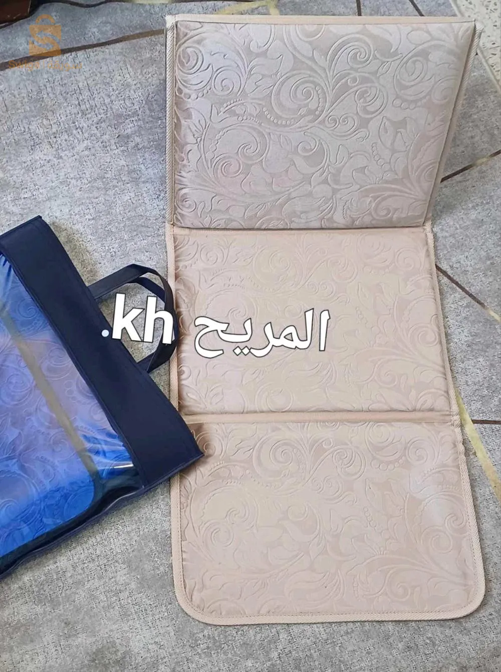 خاوتنا السلام عليكم ورحمة الله وبركاته عندنا سجاد مريح تلاوة القرآن فالمسجد او فالبيت او لي والديه مقبلين على عمرة يعطهولهم هدية يرتاح بيه في مناسك العمرة ولا مريض من مسلانو عفانا الله واياكم سجاد ماشاء الله مريح هدية لوالديكم خاوتكم ايحبو تلاوة القرآن سومة شابة ماشاء الله