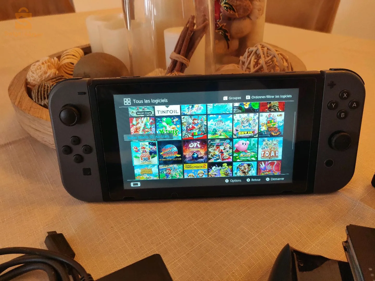 Nintendo switch Flash V2 128gb avec tout accessoires