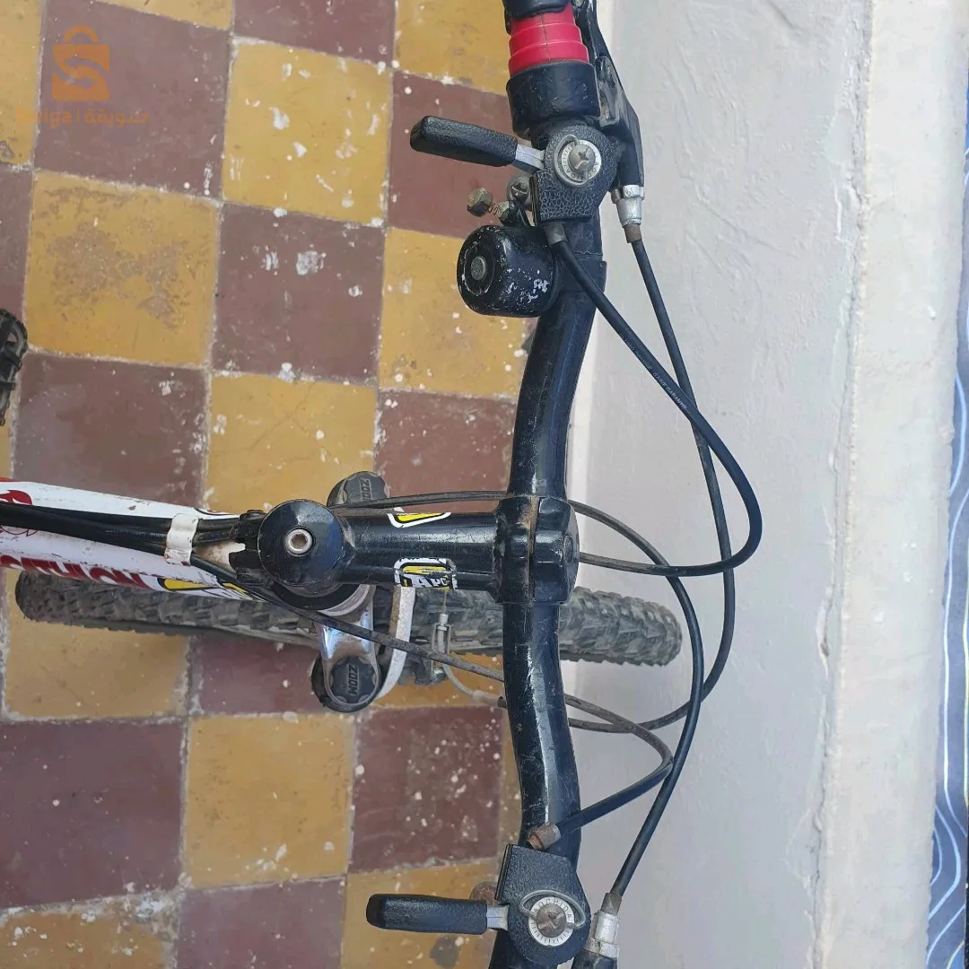 vélo DECATHLON