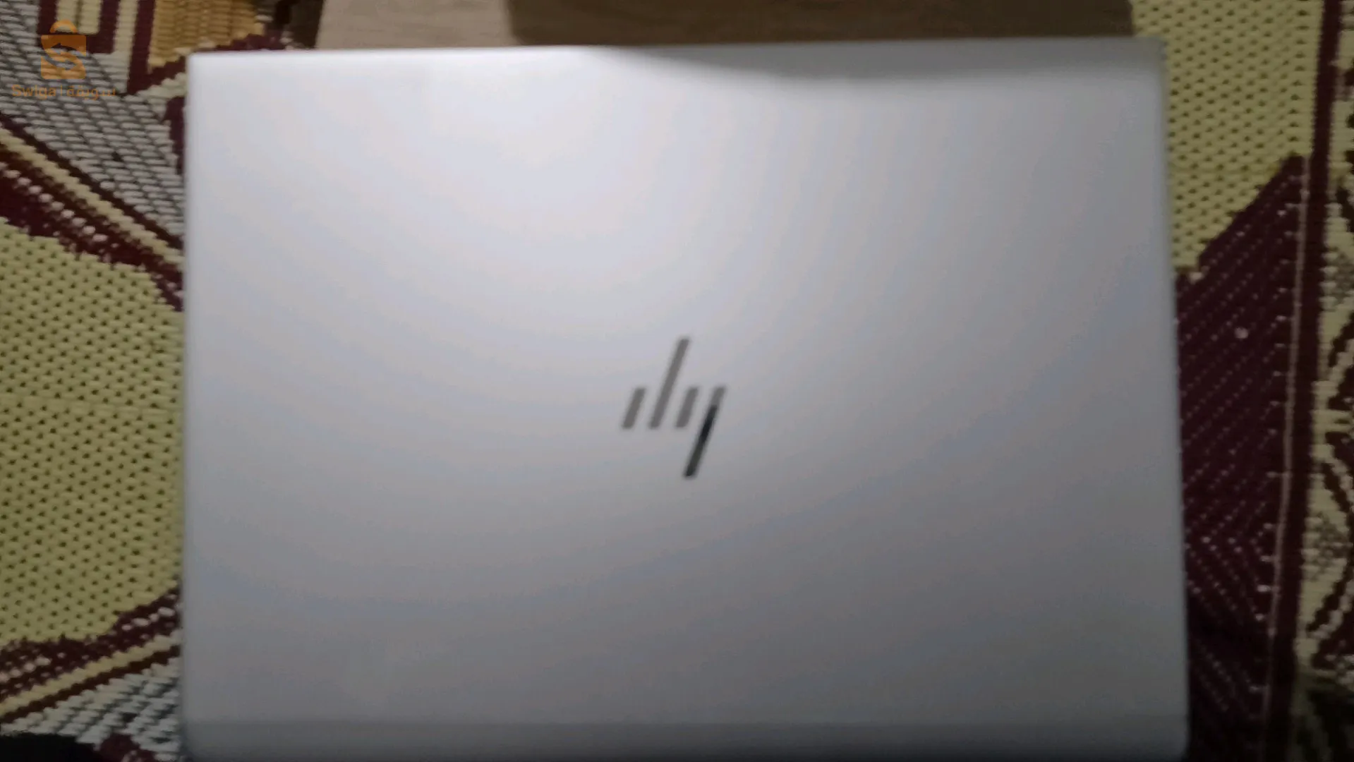 كومبيوتر MacBook hp