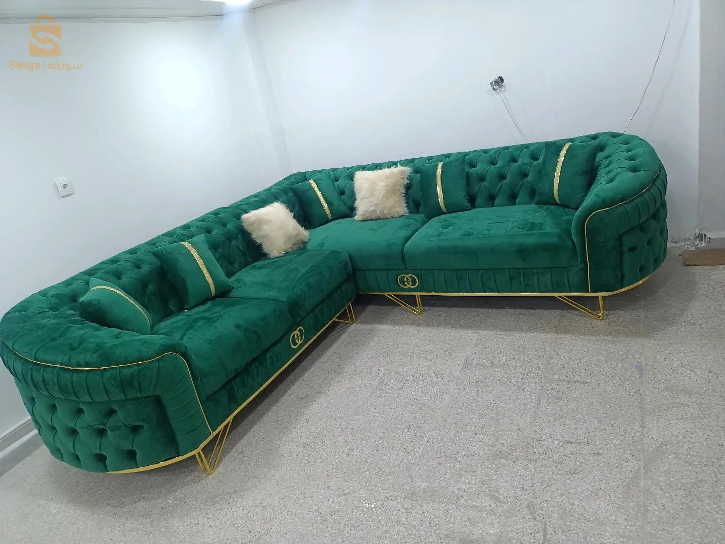 0673436438