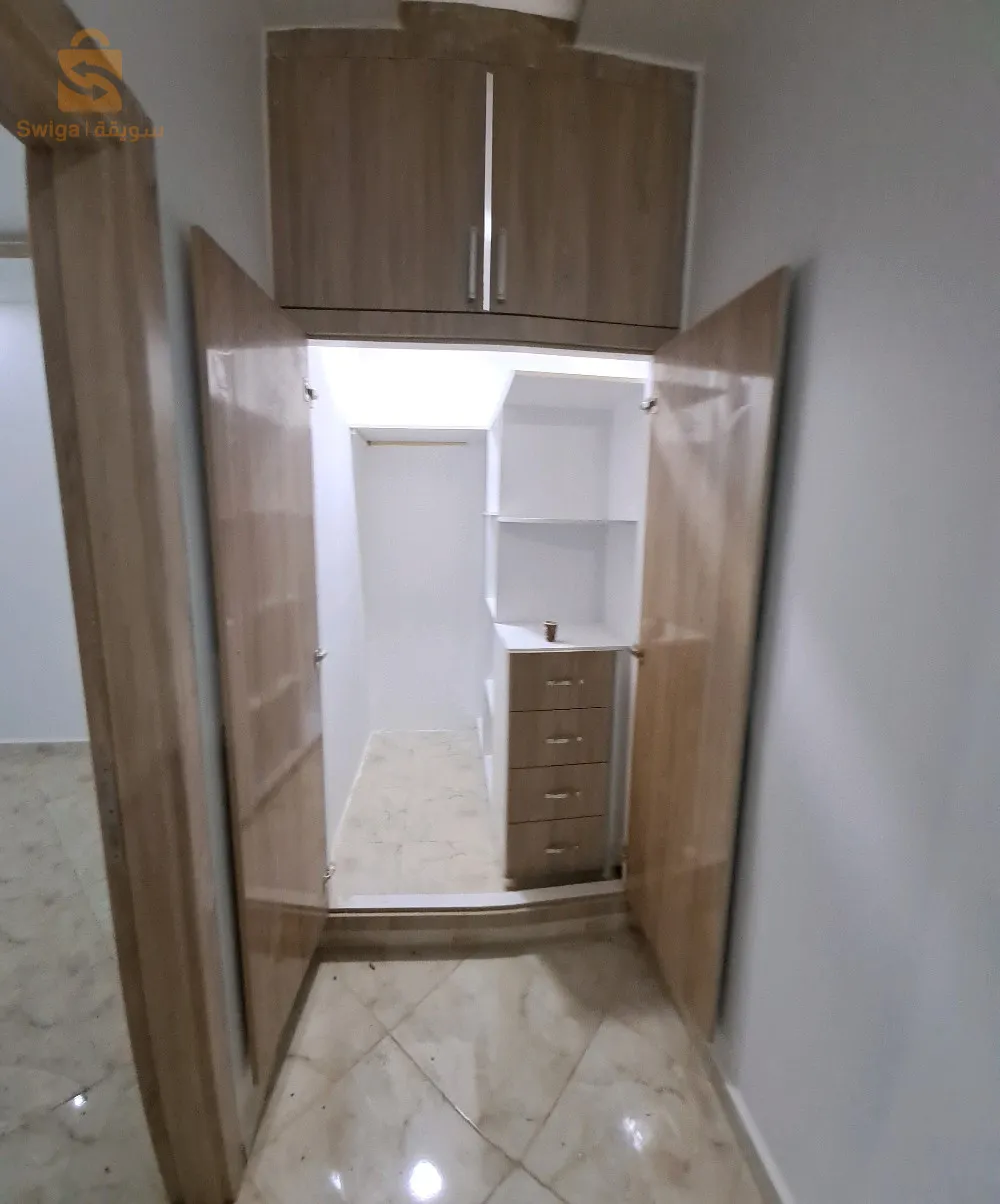 شقة ف3 للكراء  طريق وهران إقامة