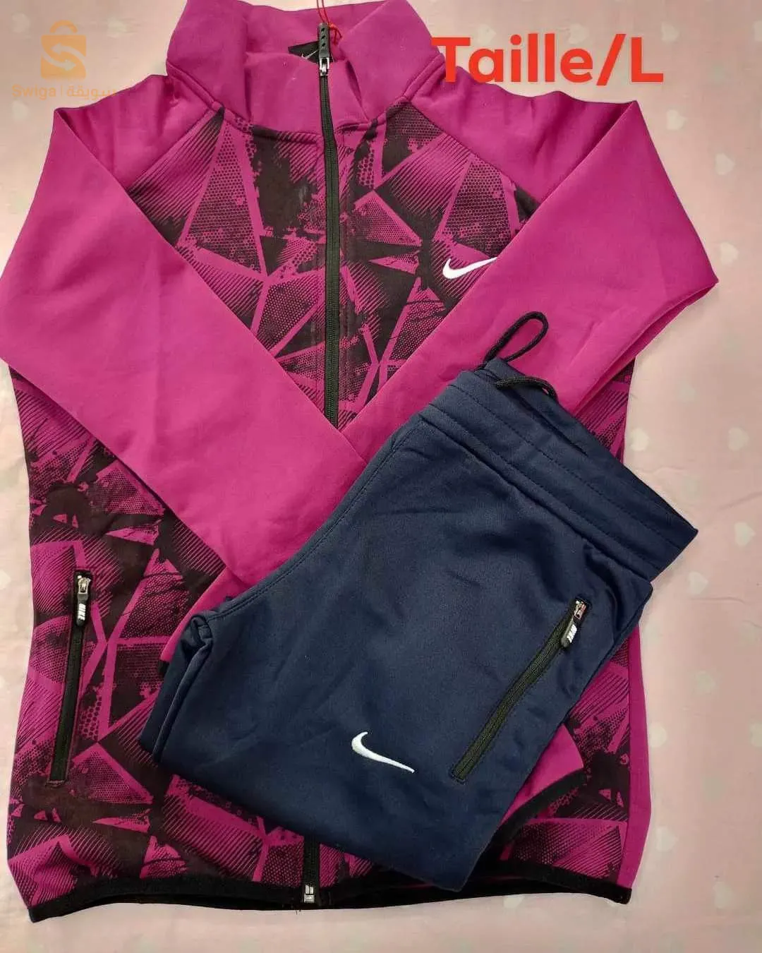 بيع ملابس رياضية نسائية