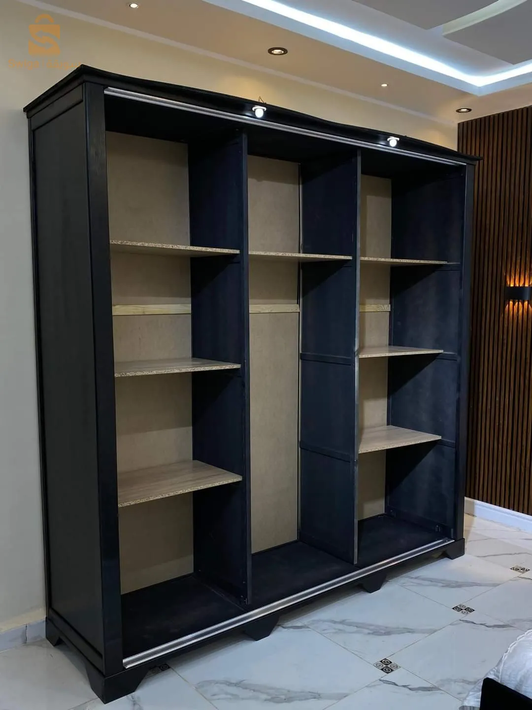 غرف نوم للعرسان🥳 اسعار جد منخفضة😱 لافااااررر يا الزاولي اتزوج💪🏼❤️ وشراك تستنا اطلب الان 📞📞0779600450☎️
                                         ☎️0664484328☎️
✅️ تخفيضــات فصل الشتاء بروموسيو هبال شانبرا ب  4 ملايين و 200 فما فوق
✅️ خلي الزوالي يتمتع اقوى التخفيضات 
☑️ غرف نوم بالخشب الاحمر مع ابواب
☑️ السرير بالخشب الاحمر 1.60×1.90
✅️نقل🚛🚛 وتركيب على الزبون عبر كامل الولايات24/24
✅️📞 لطلب غرفتكم او الاستفسار يمكنكم زيارة الصفحة او مراسلتنا على الخاص او الاتصال على الارقام التالية
✅️العارضة الخشبية (سومي) 500الف