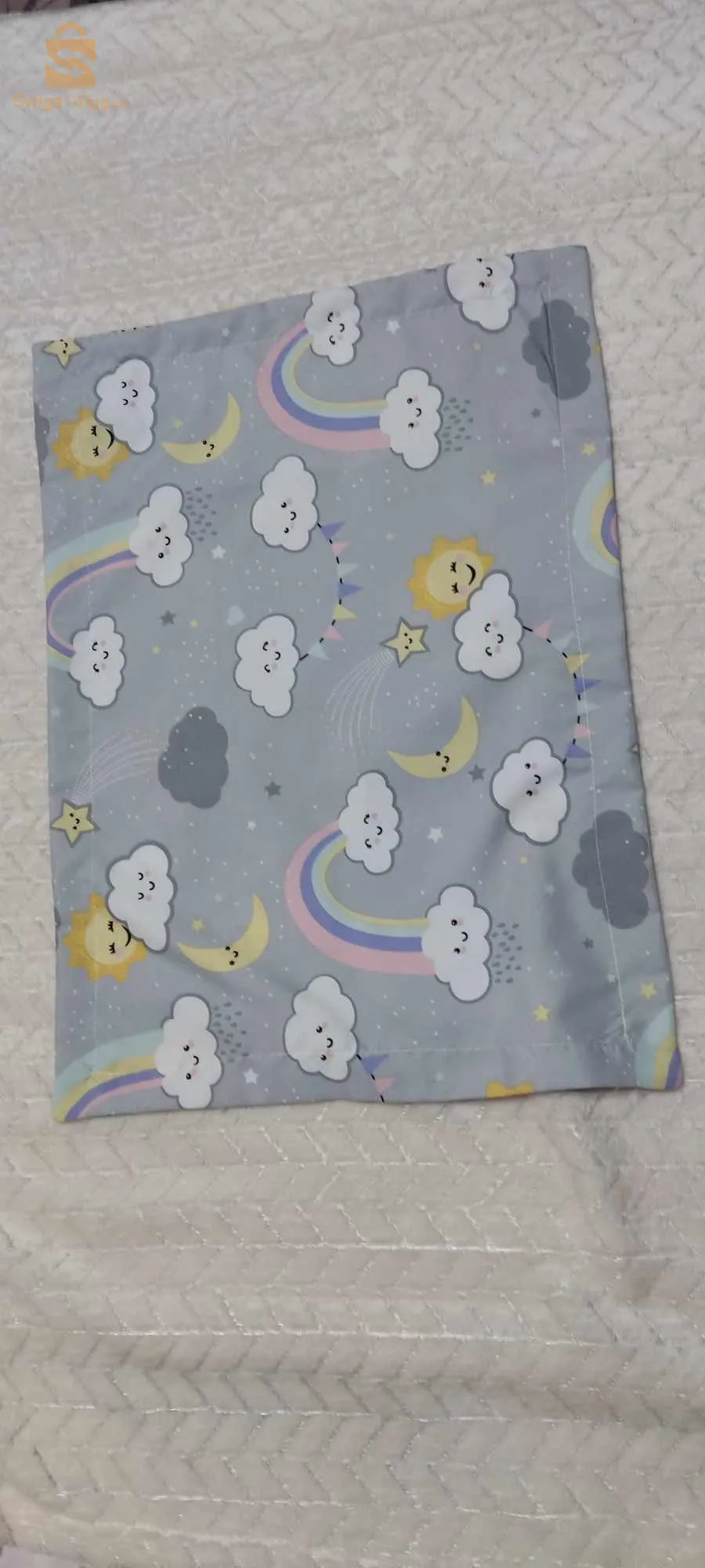 couvertures et parures de draps pour bébé