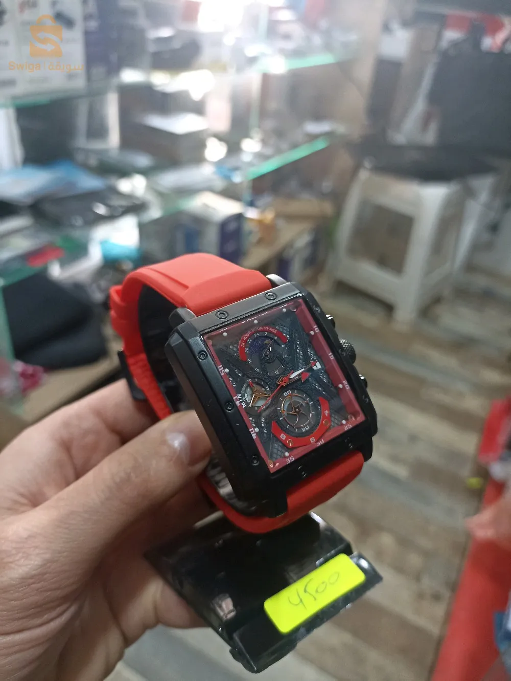 متوفر ساعات اكلنرونية بمختلف الانواع والاسعار