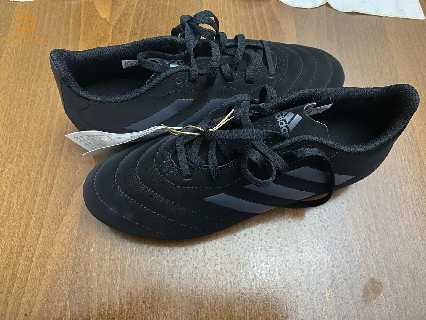 حذاء كرة القدم ADIDAS