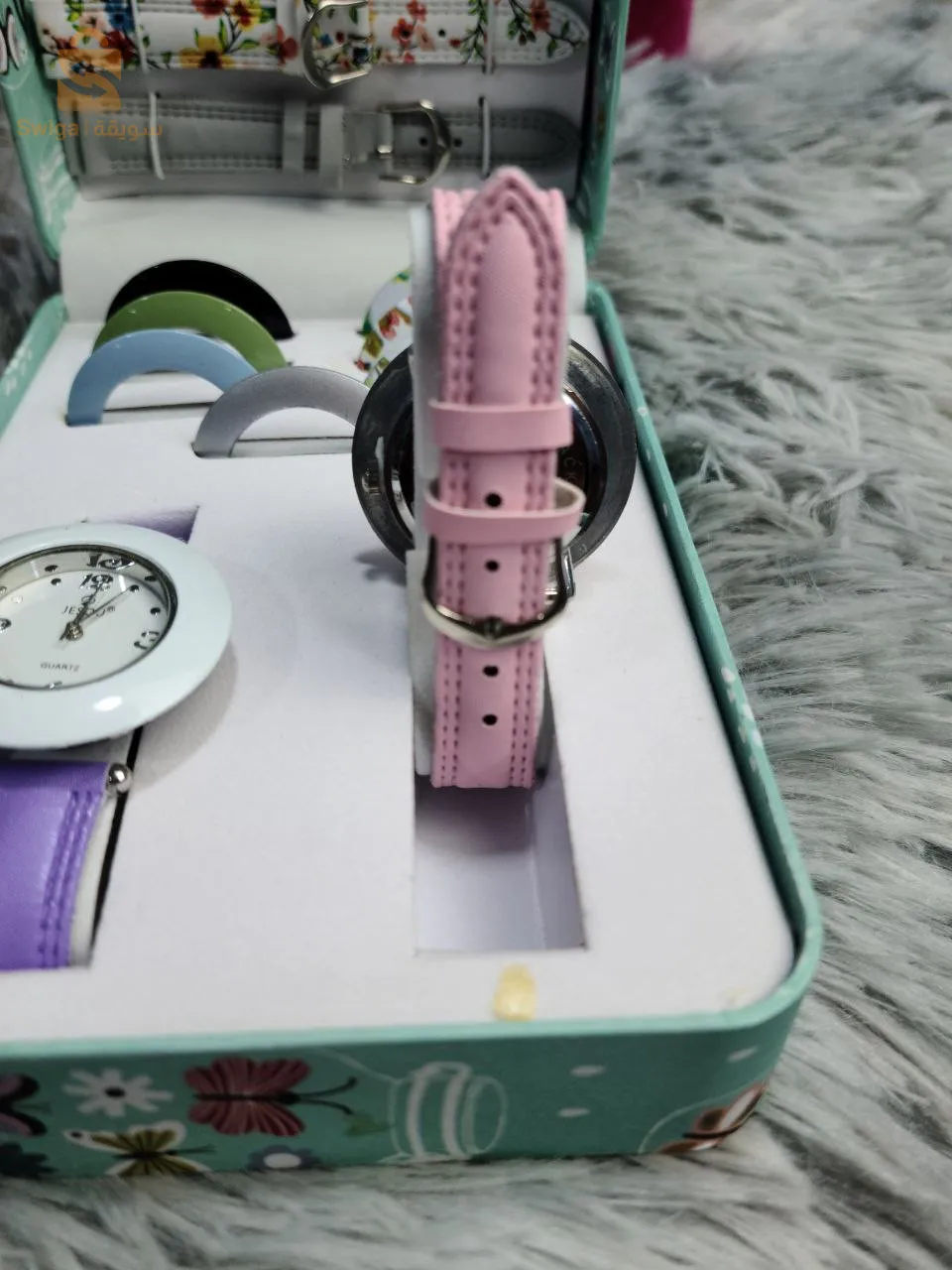 Coffret montre pour fille avec bracelets et Anneaux interchangeables-علبة ساعة مع أساور وخواتم قابلة للتبديل$👍