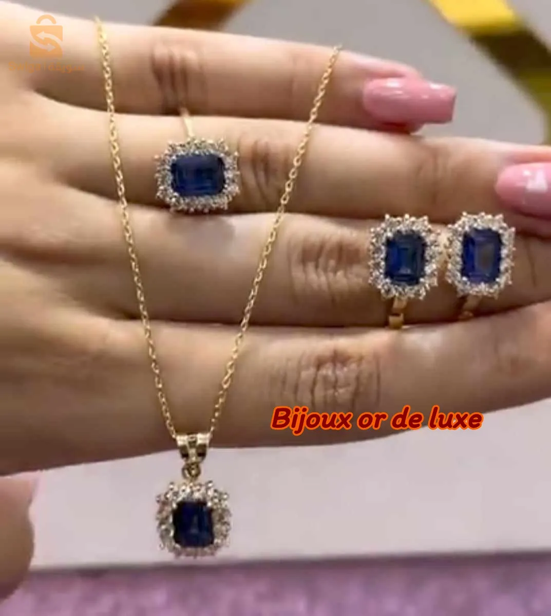 Trio marquise or 18 carats