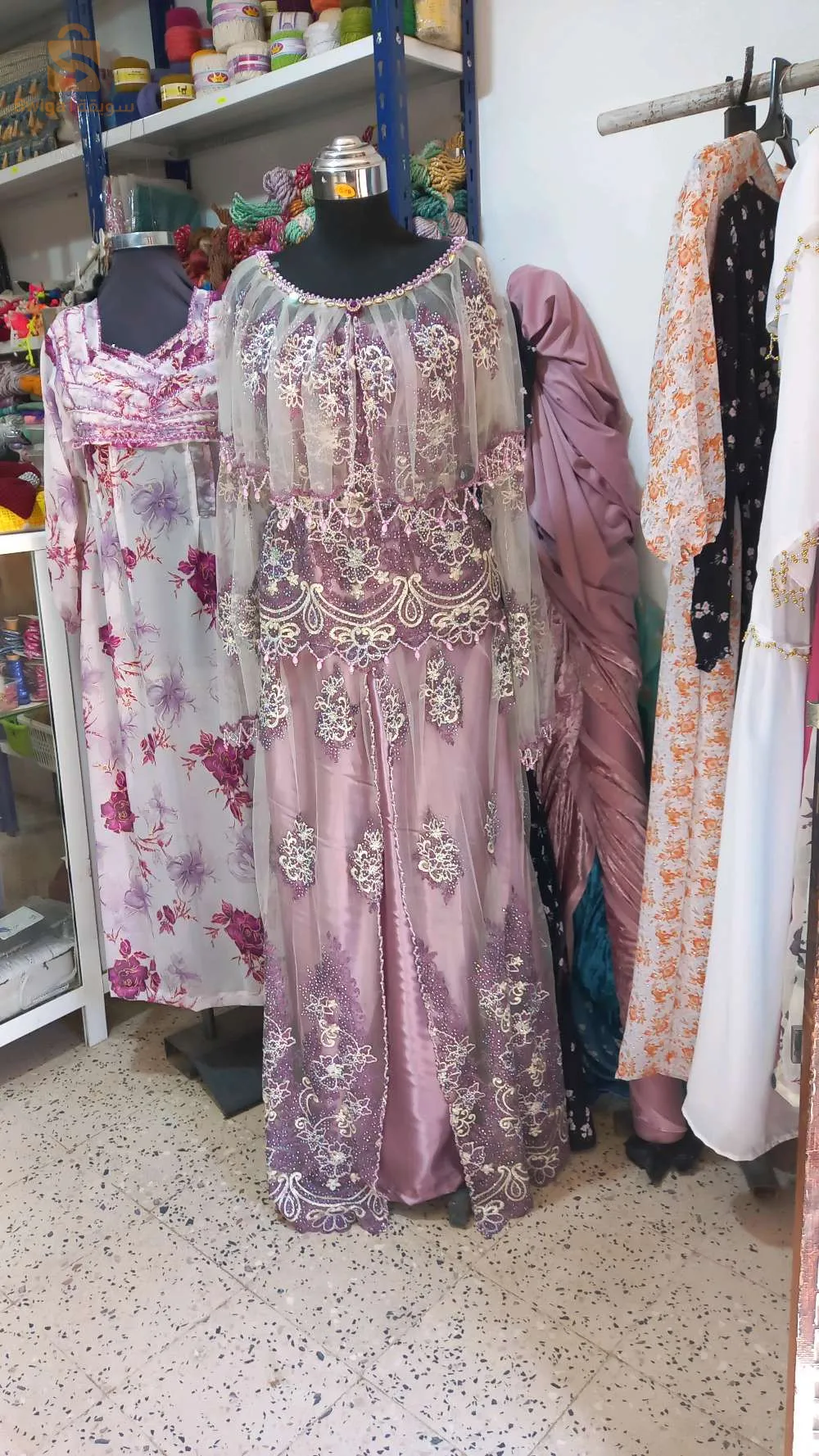 بيع وخياطة نايلي