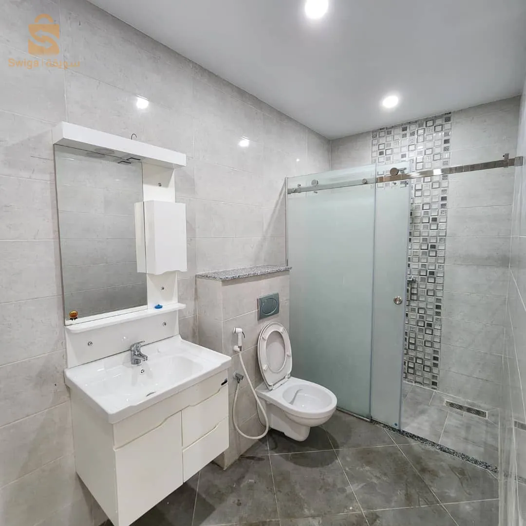 بيع شقة ف3 فيني 
0776576958