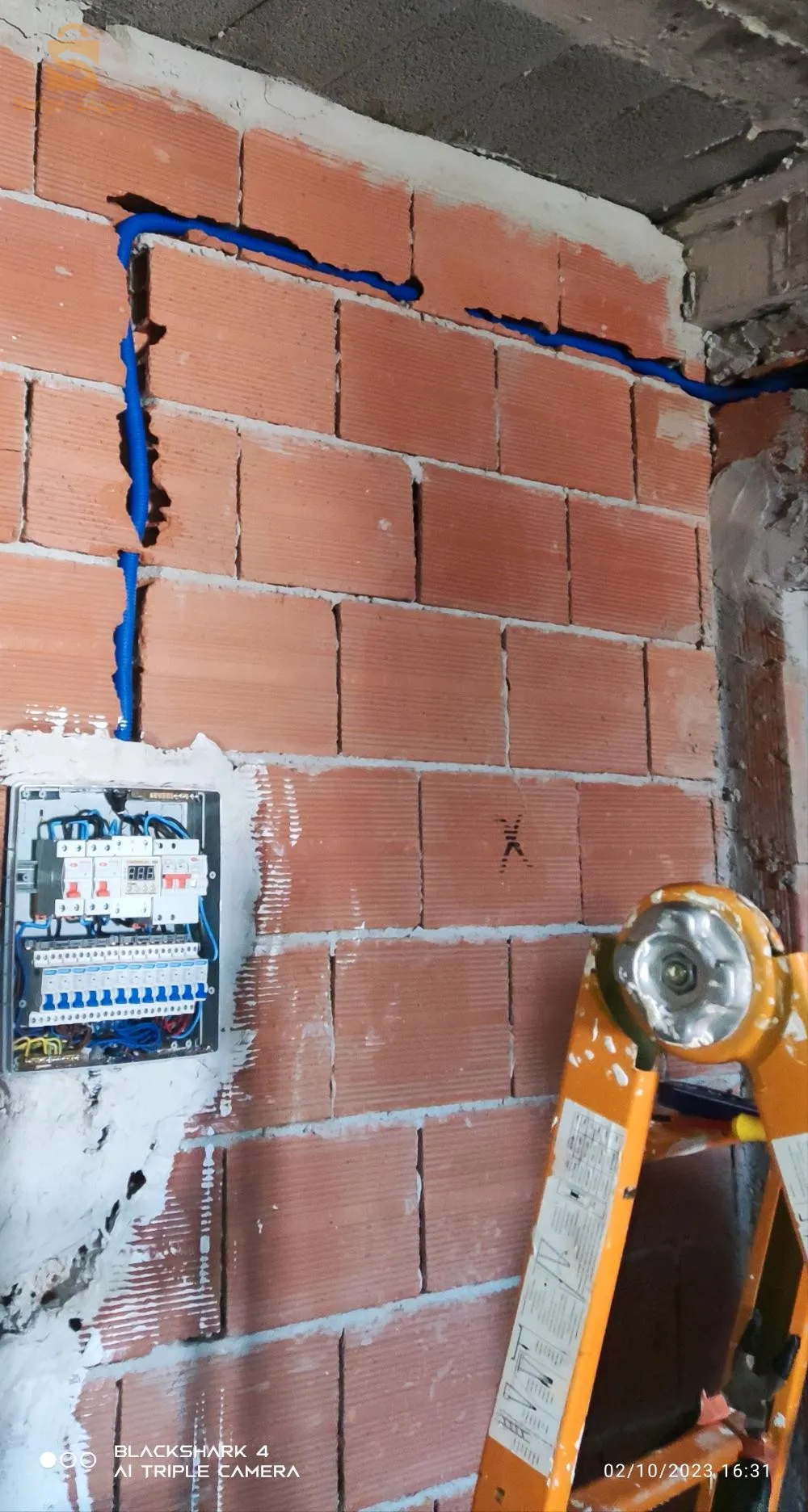 électricien industrielle et bâtiment disponible