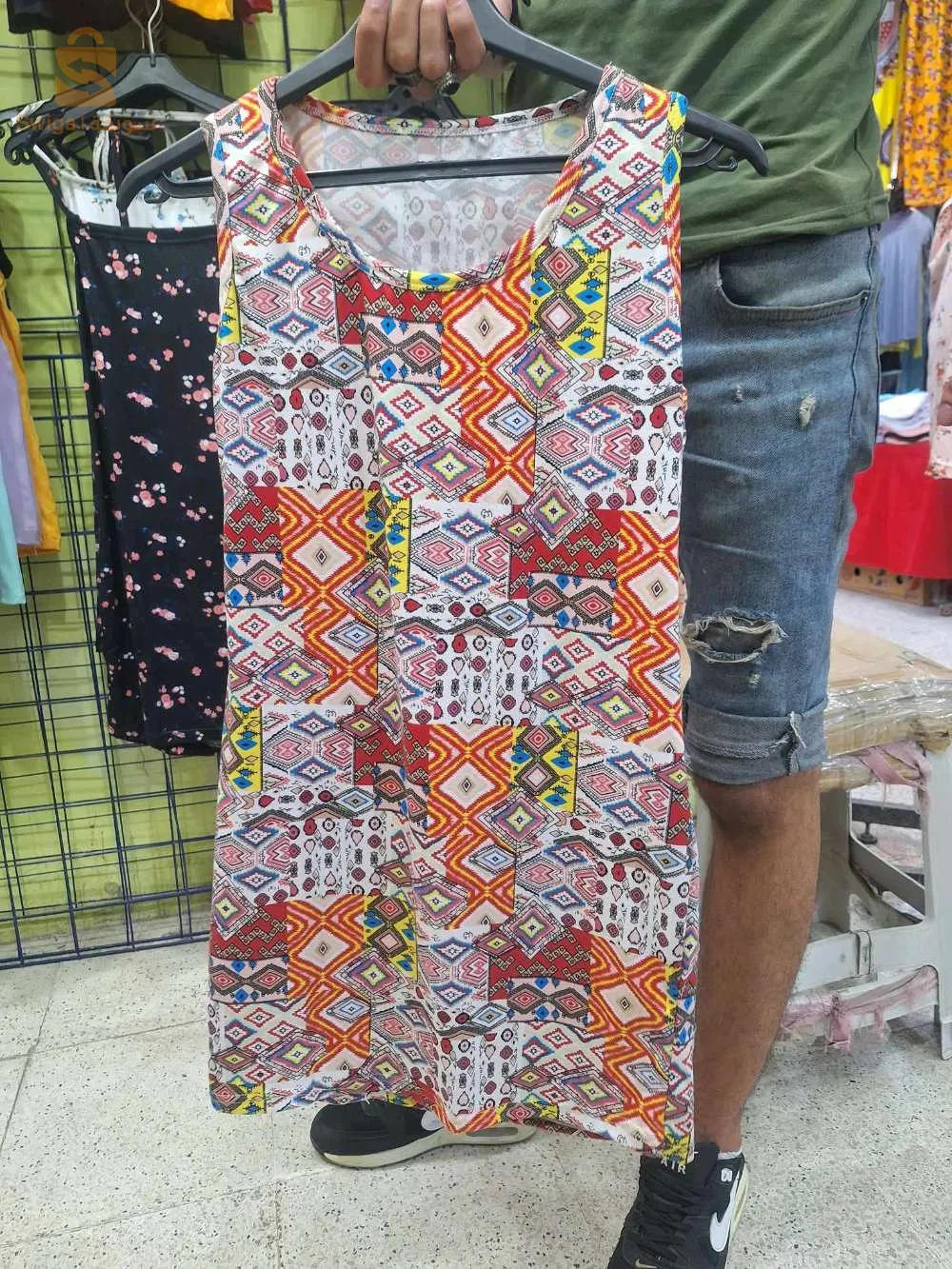 ملابس نسائية