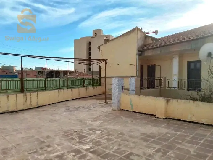 سكن للبيع بمساحة 500 متر مربع في حي سيدي عمر أمام مسجد الصحابة رضي الله عنهم