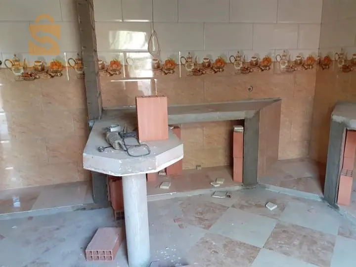 بلاكو بلاط أسقف جدران. بلافو ديمونتابل.بلافو pvc
سيراميك ارضيات وجدران المطابخ والحمامات 
بناء وتلبيس الجدران