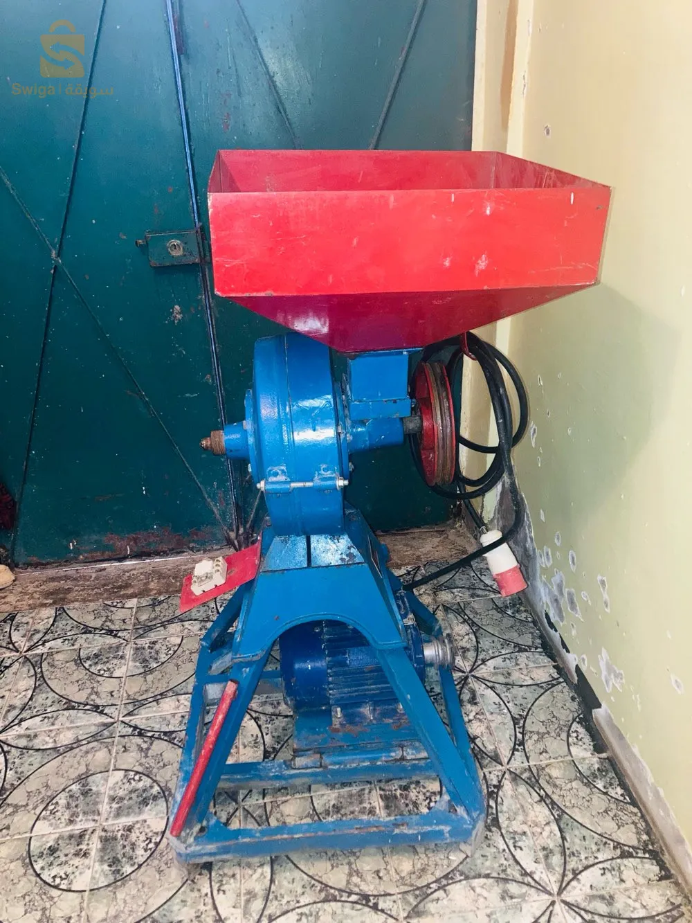 طاحونة حجرية ( 380v ) 
made in italy
0778026823