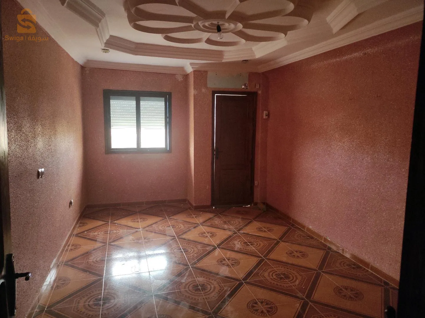 سكت F4 في برمادية lsp 1026 قريبة بالي دو سبور