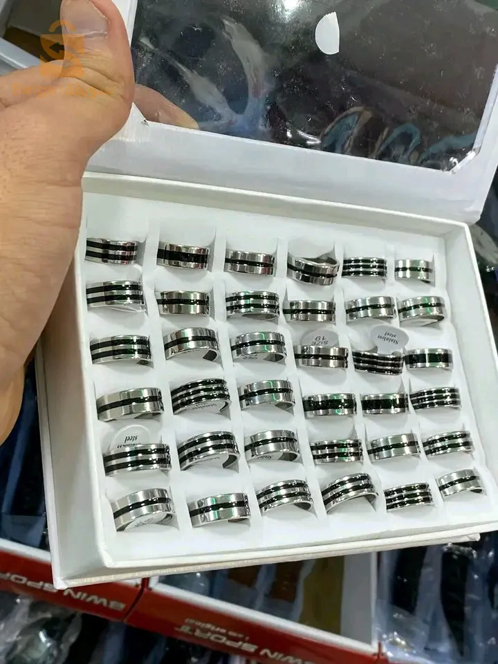 اكسسوارات متنوعة  خواتم نسائية و رجالية