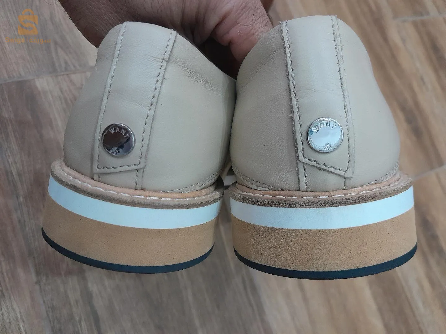 chaussures en cuire  pointure 40
