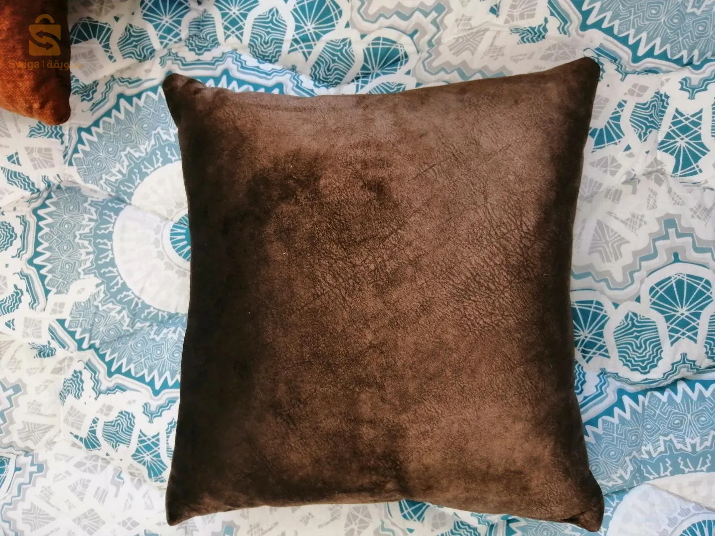 Les jetés décoratifs