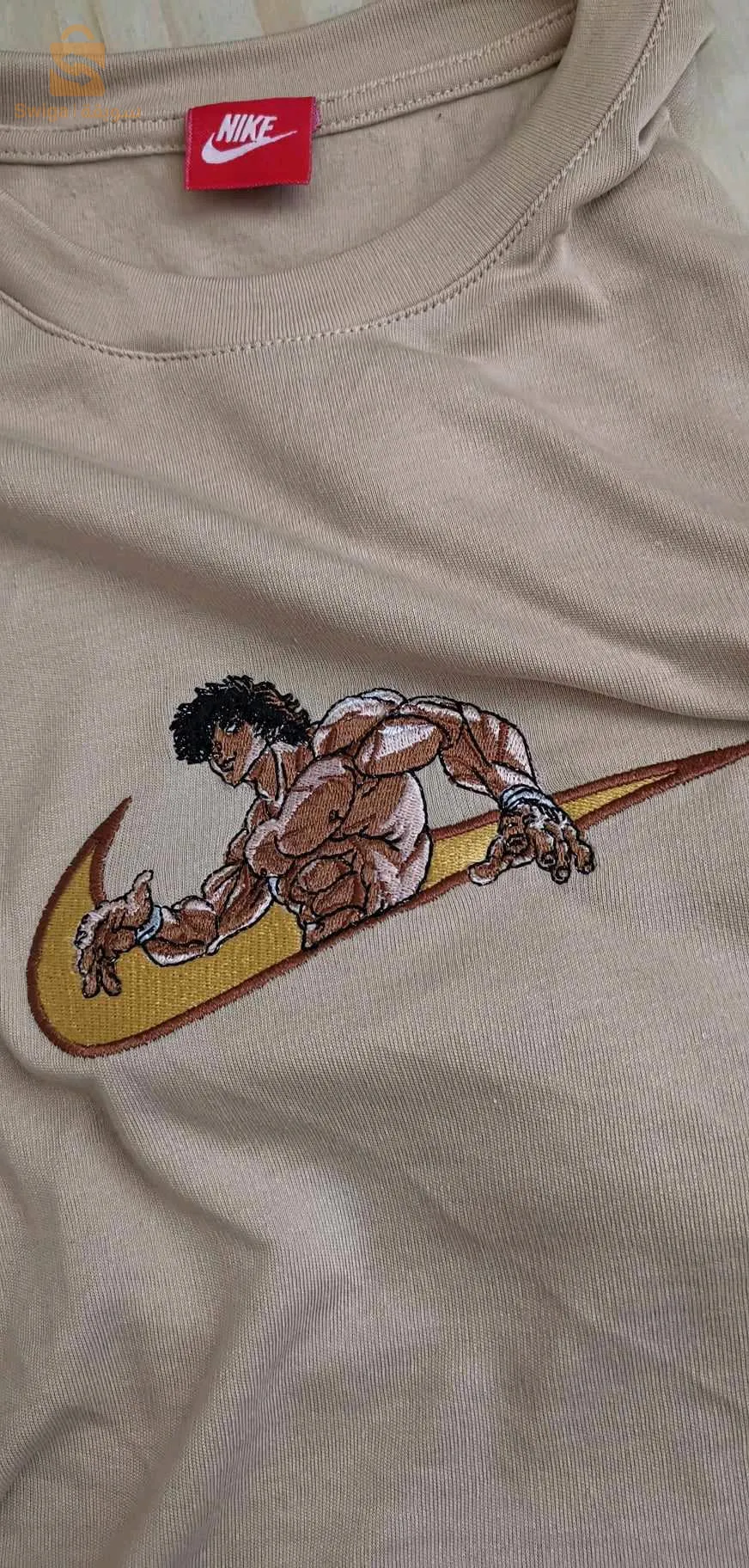 التطريز حسب الطلب على جميع انواع الملابس