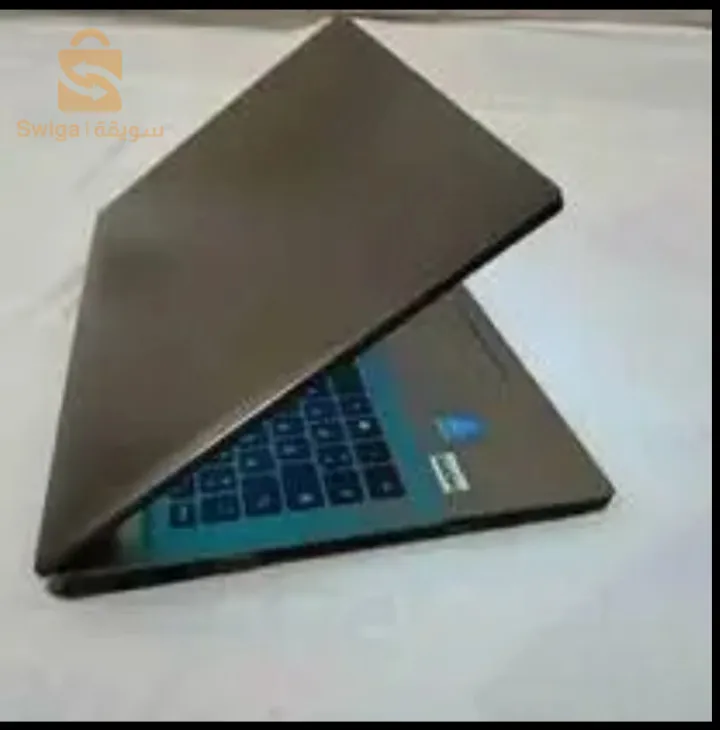 Laptop hp clevo i7-3632Qm 8Gram 120 ssd + 500 hdd 3h batterie tres puissant