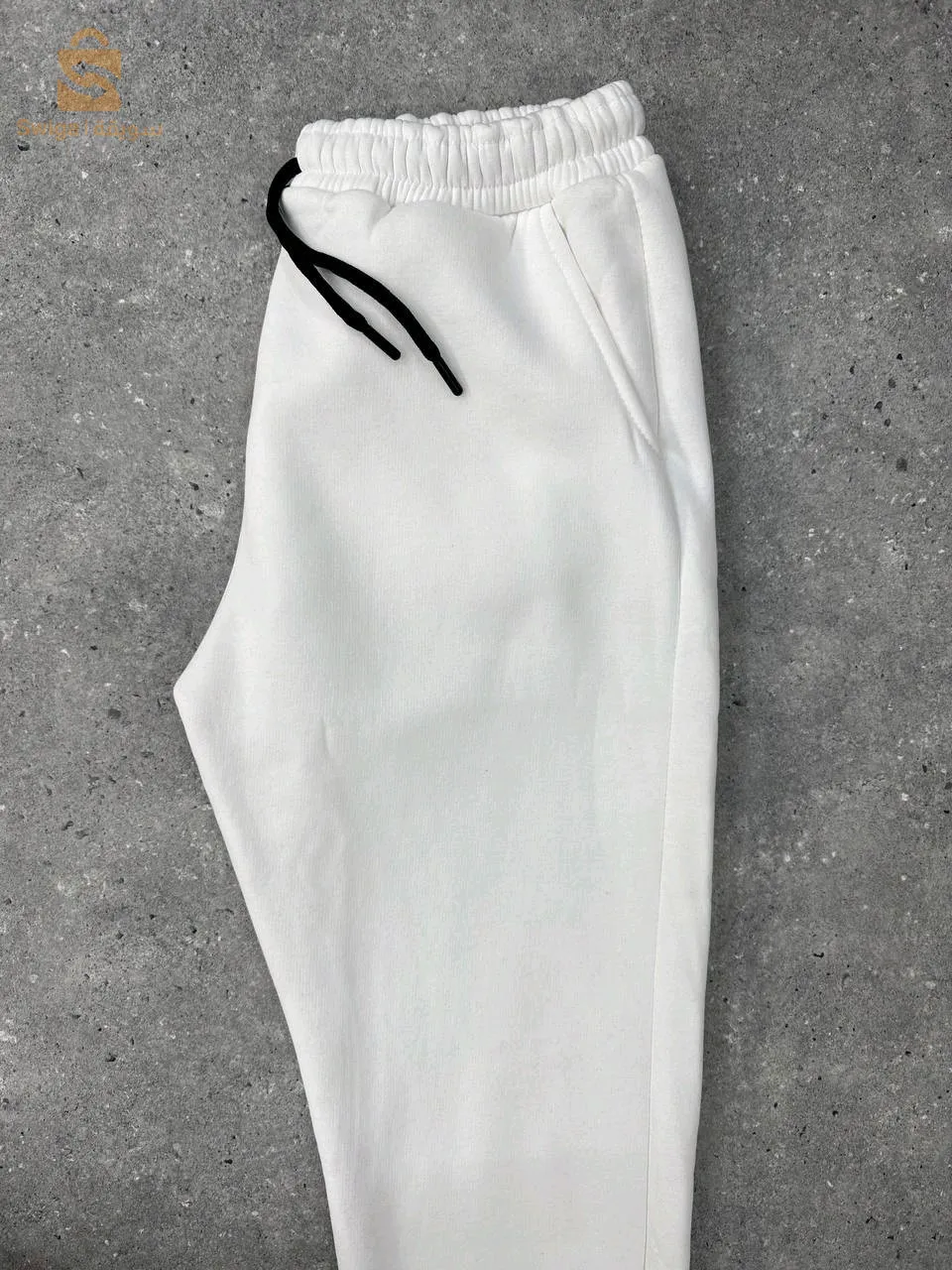 jogging pants