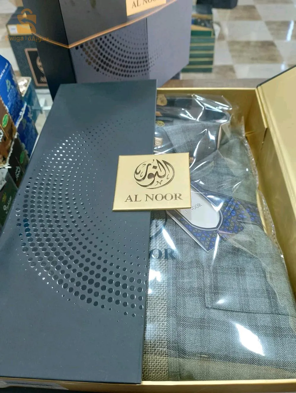 قميص النور