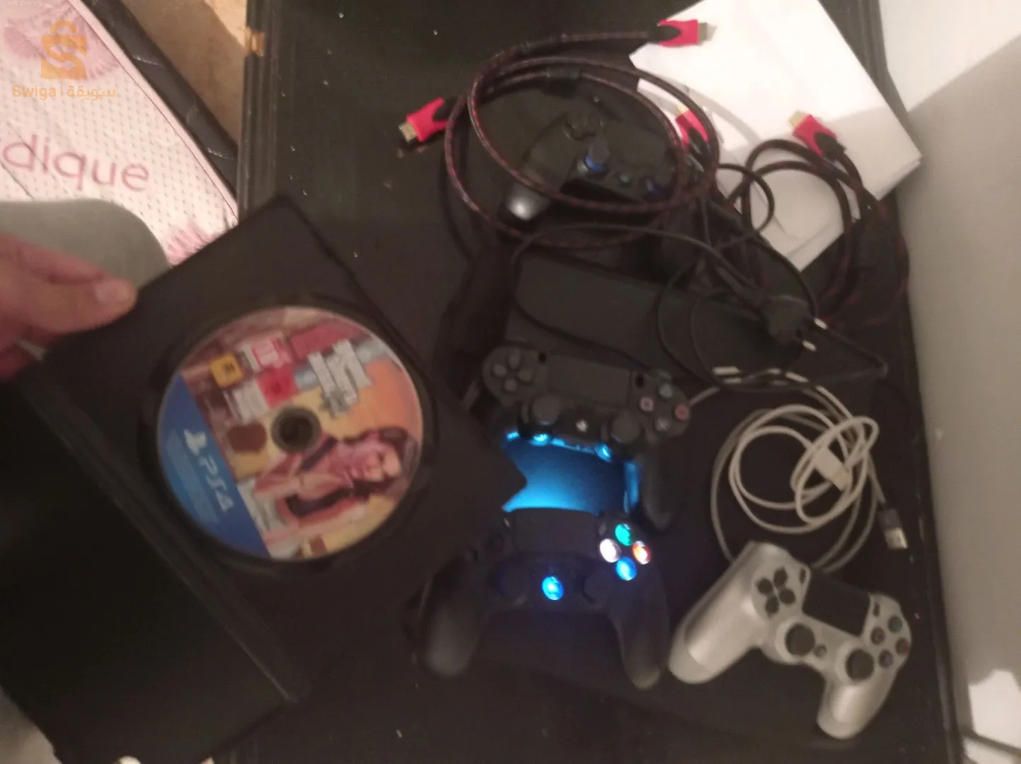 PS 4 slim ارواحوا  فل فايس بوك        Hicham Grine بلا  alimentation