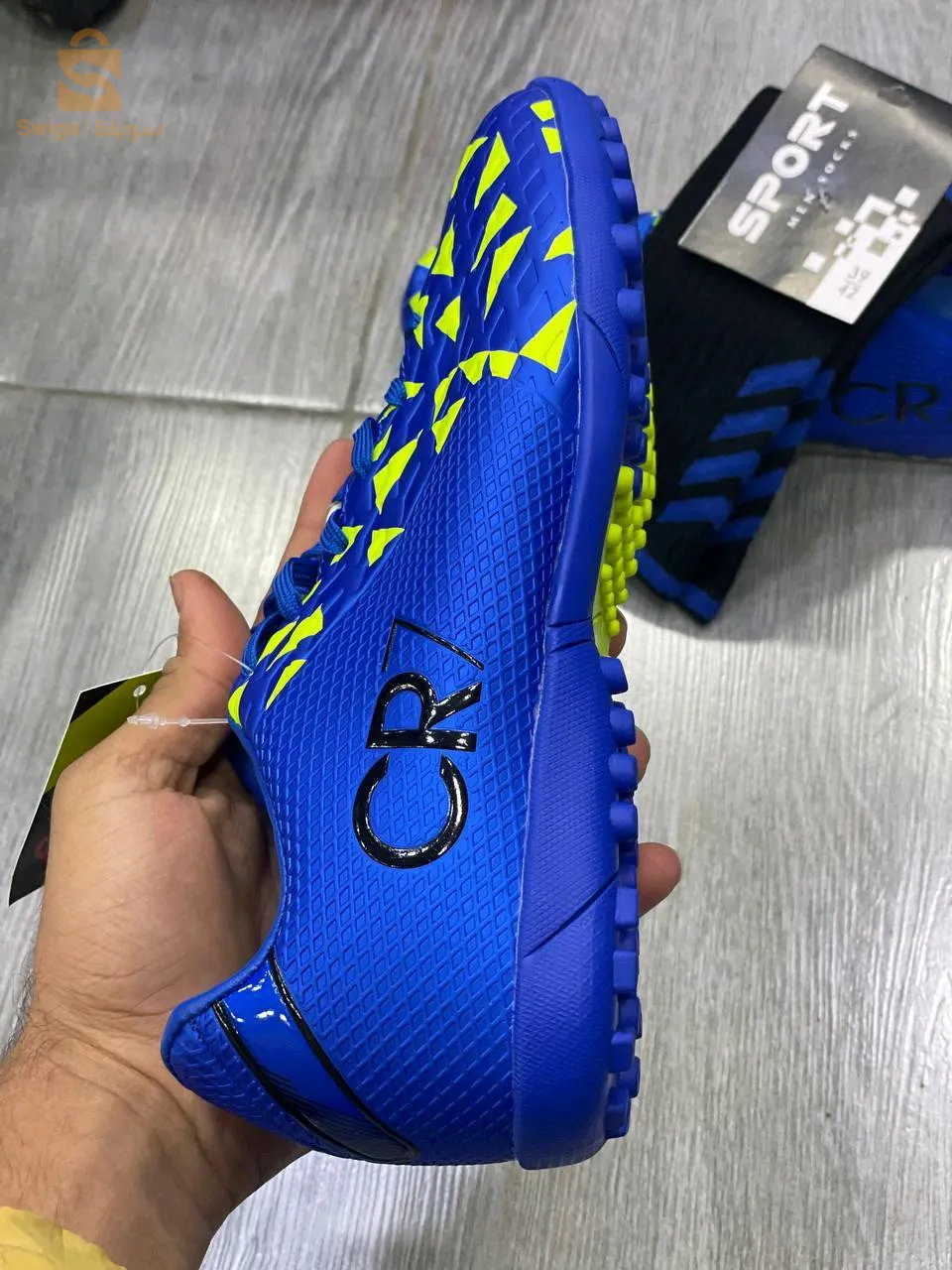 حذاء رياضي cr7 sans crampons