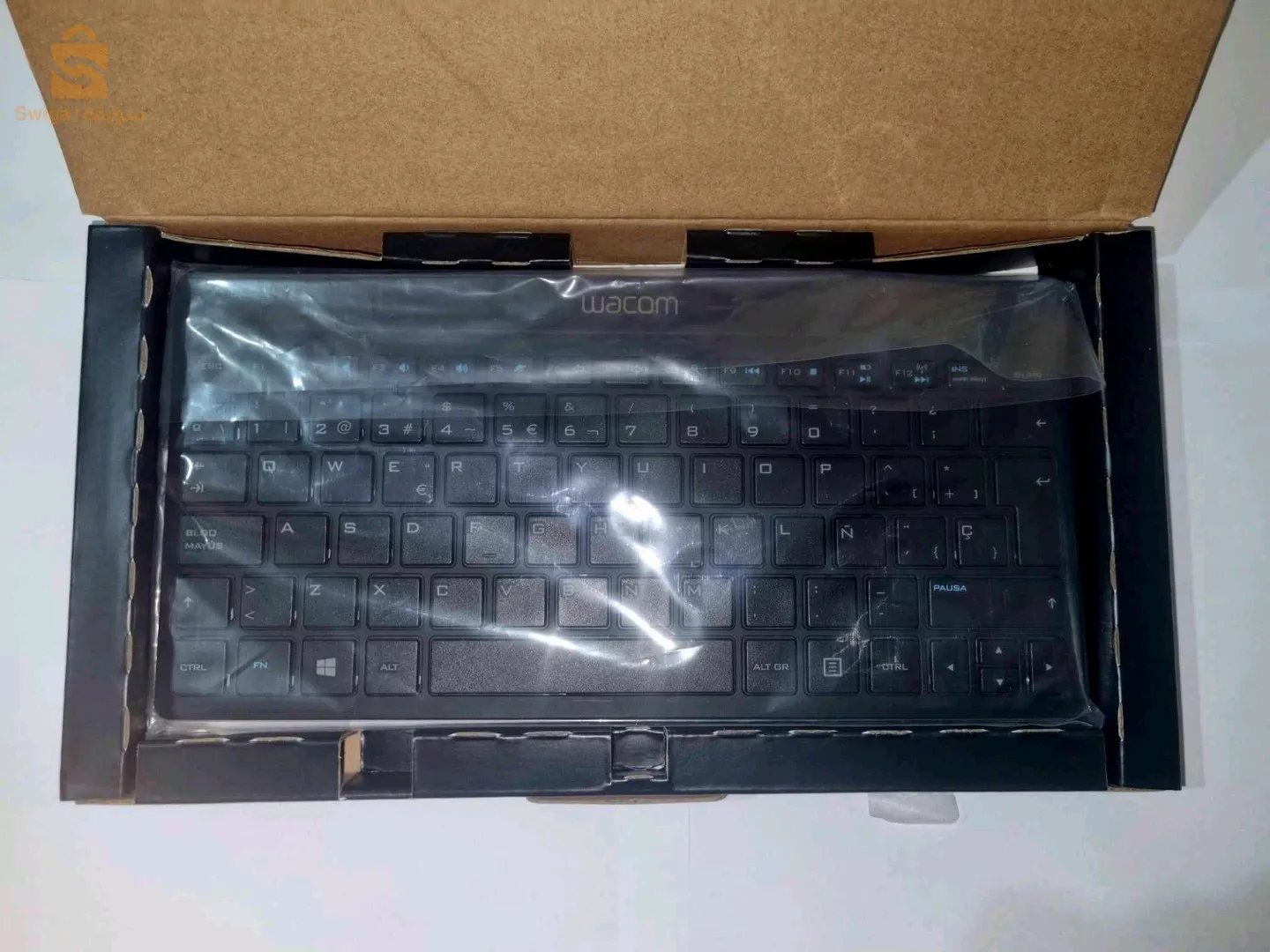 لوح مفاتيح بلوتوث