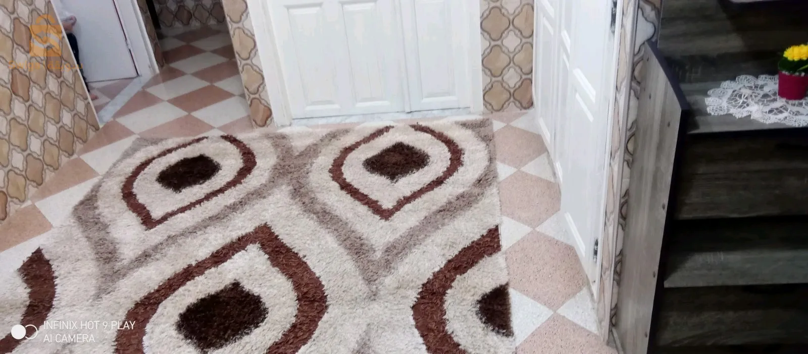 رزبية راقية صنع الشارقة ( الإمارات ) tapis gazoné