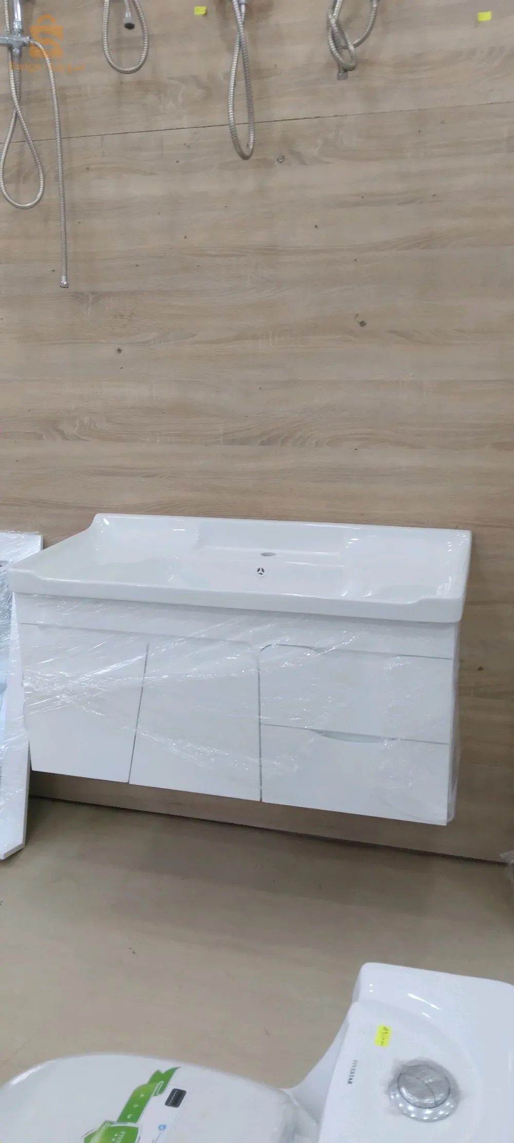 colonnes de rangement en pvc