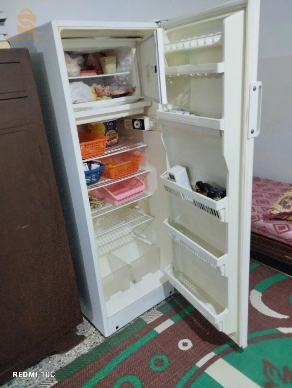 ثلاجة للبيع