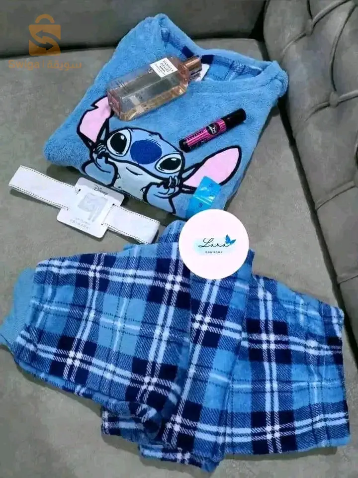 ملابس نساء