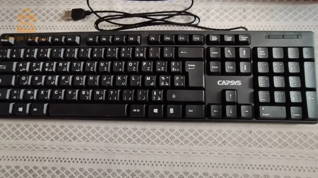 لوحة مفاتيح الكمبيوتر