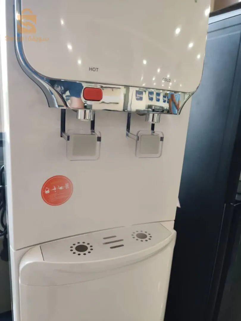 Fontaine d'eau de la marque géant