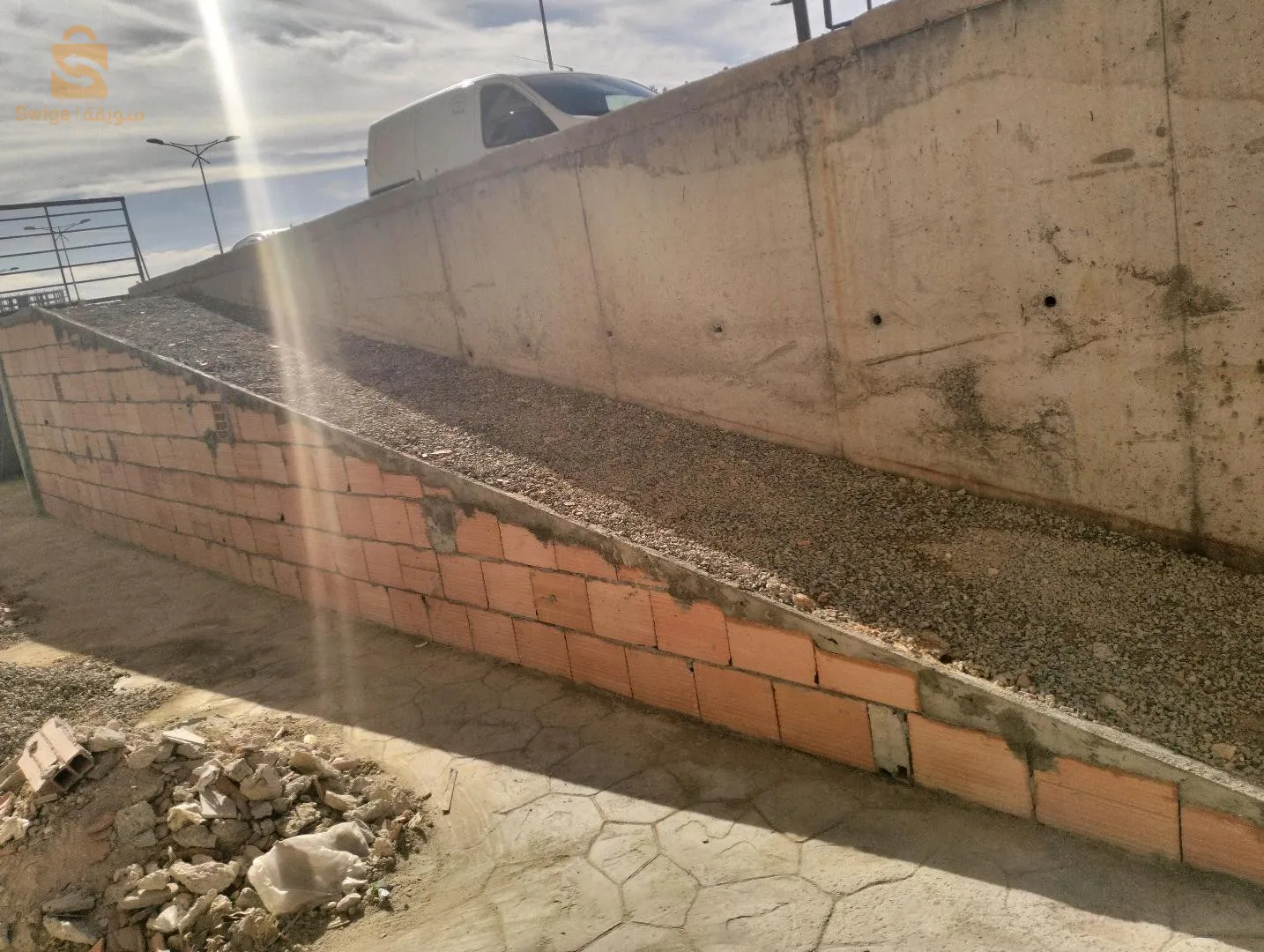 local commercial 160m2