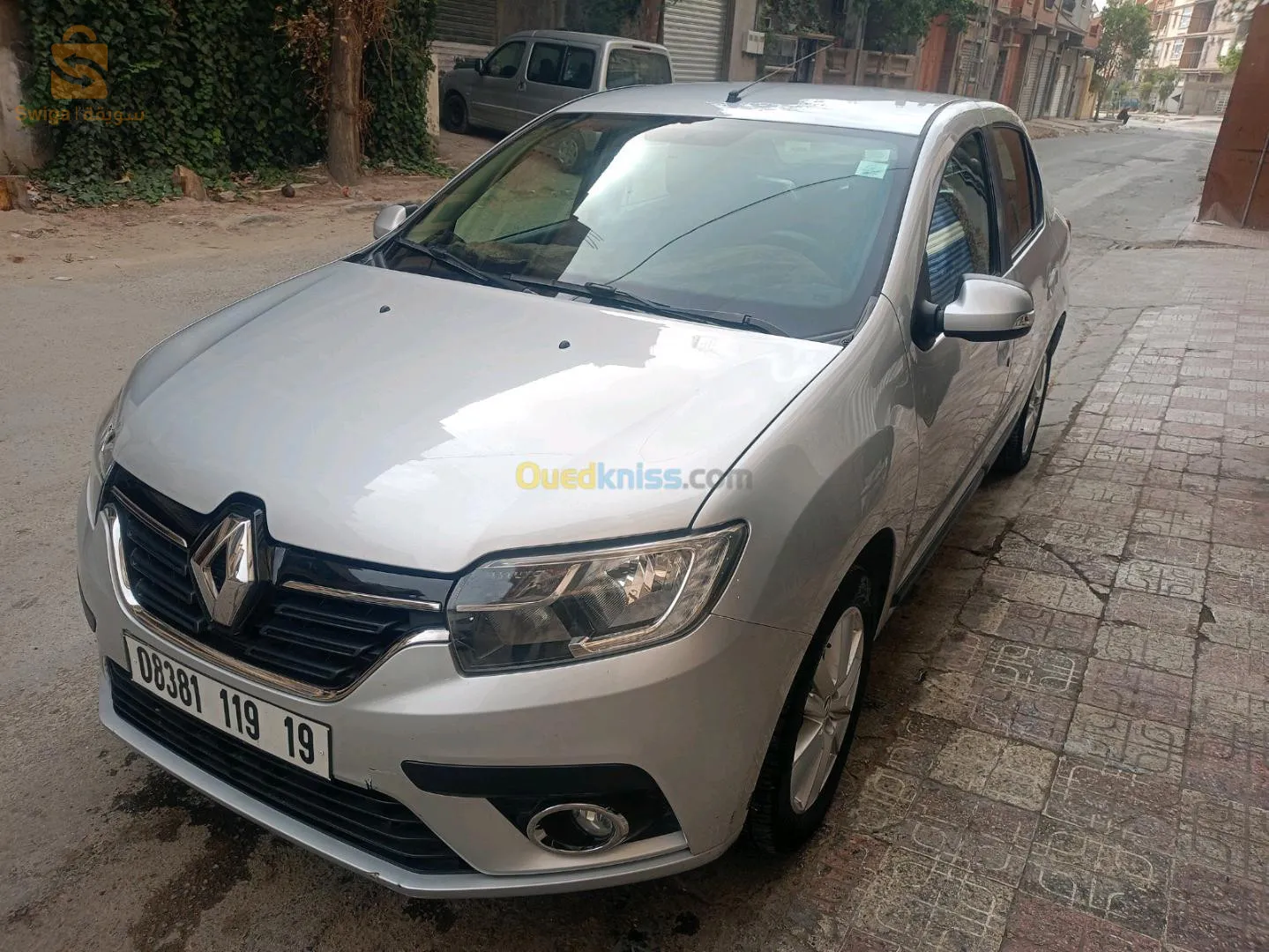 سيارة نظيفة نتاع كسيبة